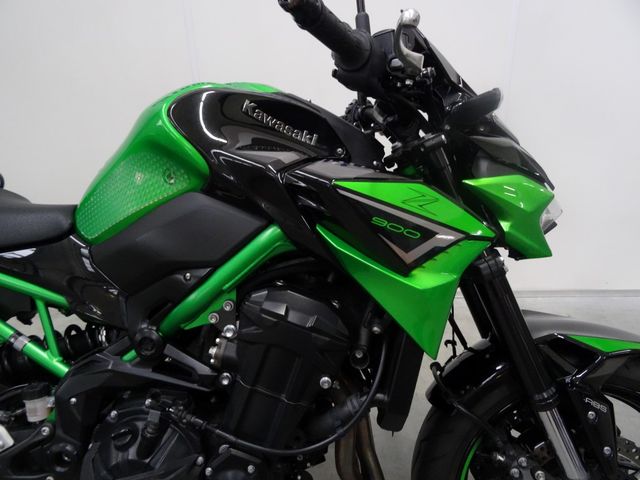kawasaki - z900