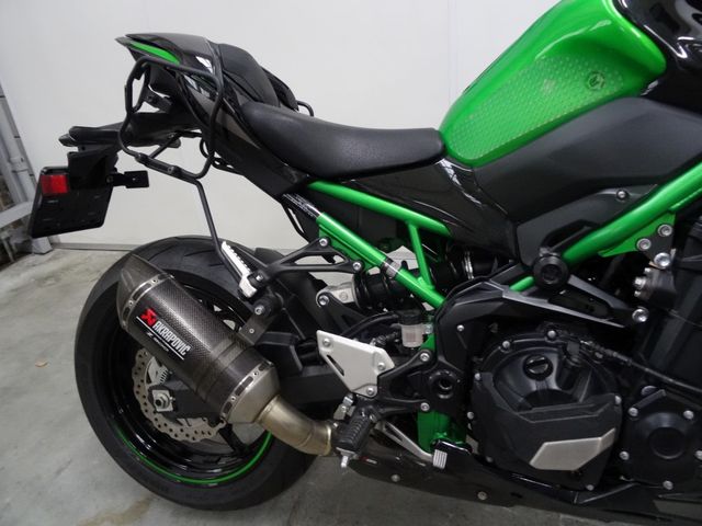 kawasaki - z900