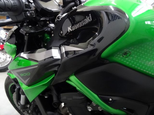 kawasaki - z900