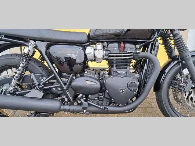 triumph - bonneville-t-120-black