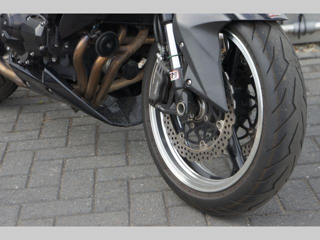 kawasaki - z1000