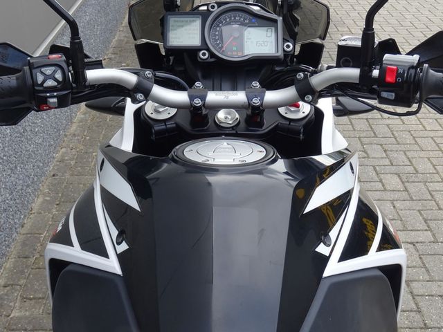 ktm - 1090-adventure-r