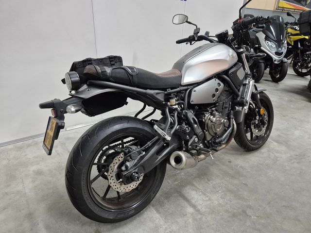 yamaha - xsr-700-abs