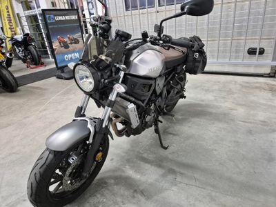YAMAHA XSR 700 ABS – foto 3