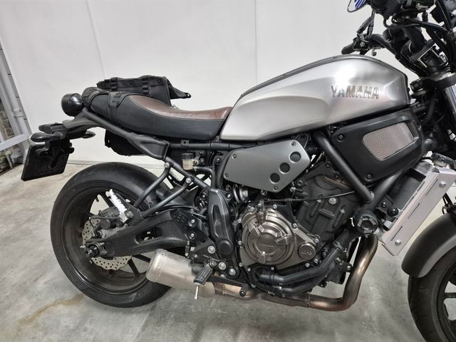 yamaha - xsr-700-abs