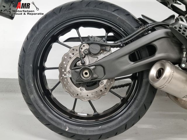 yamaha - xsr-700-abs