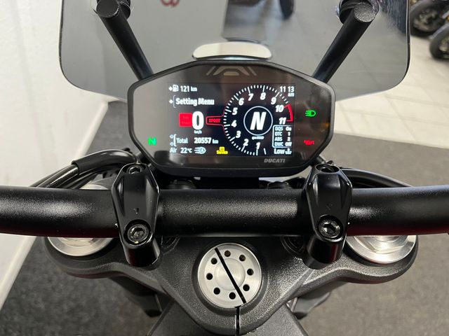 ducati - m-600