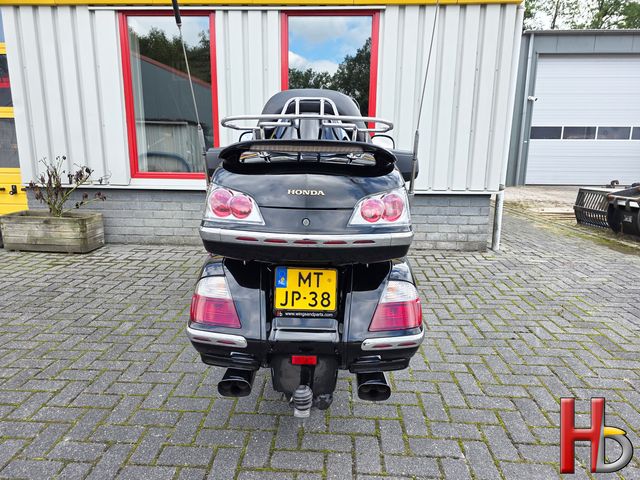 honda - gl-1800-goldwing