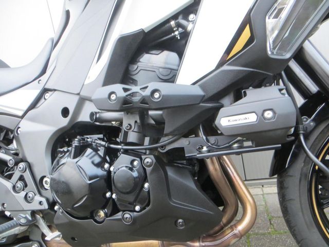 kawasaki - versys-1100-s-tourer-plus