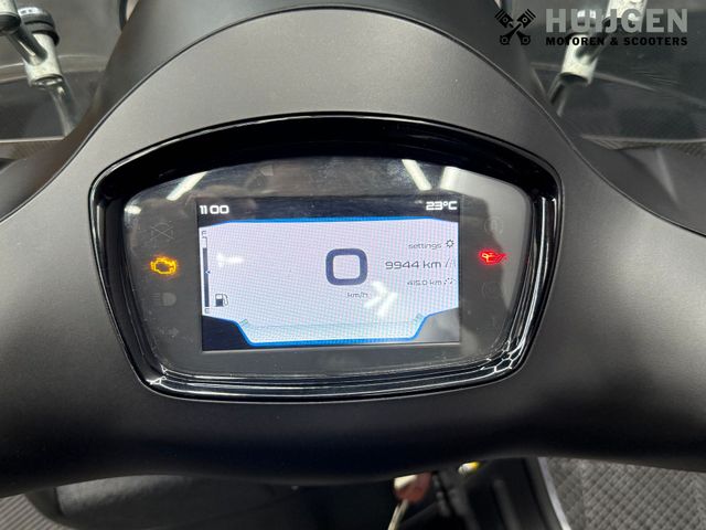 vespa - gts-super-tech-300