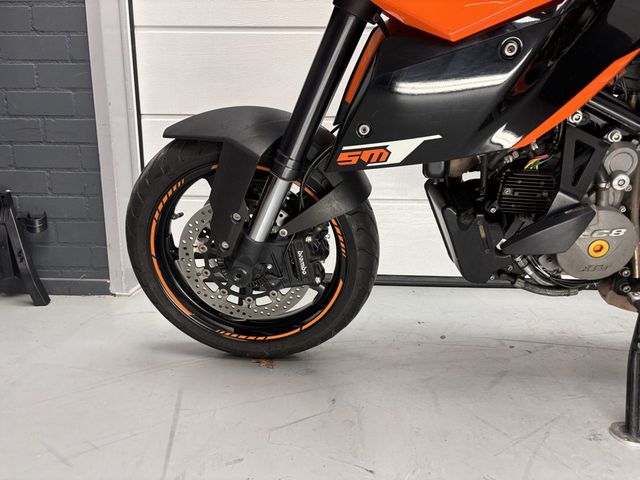 ktm - 990-supermoto-t