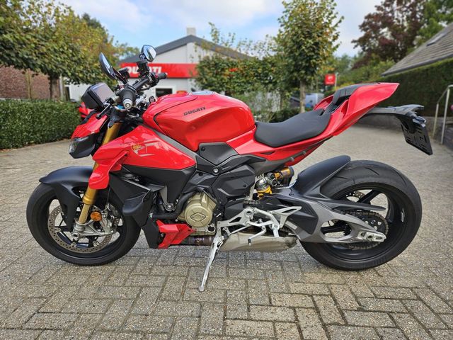 ducati - streetfighter-v4s