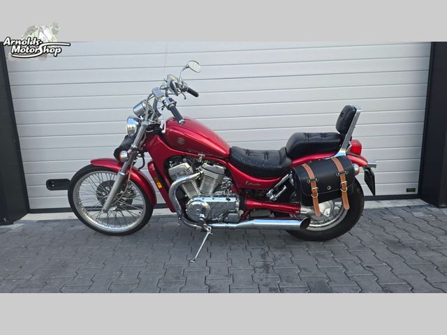 suzuki - vs-750-intruder