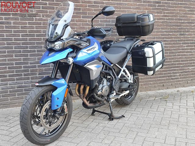 triumph - tiger-900-gt