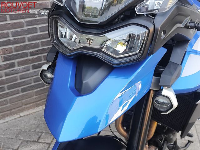triumph - tiger-900-gt