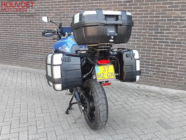 triumph - tiger-900-gt