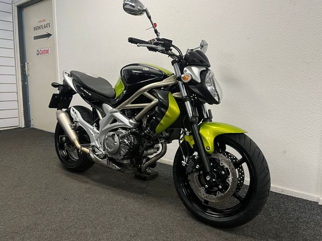 suzuki - gladius