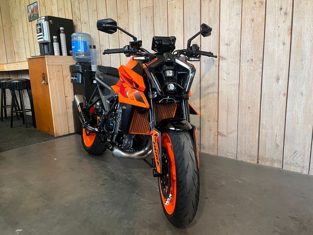ktm - 990-duke