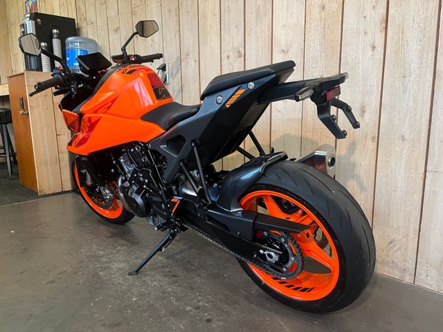 ktm - 990-duke