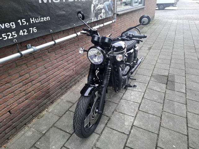 triumph - bonneville-t-120-black