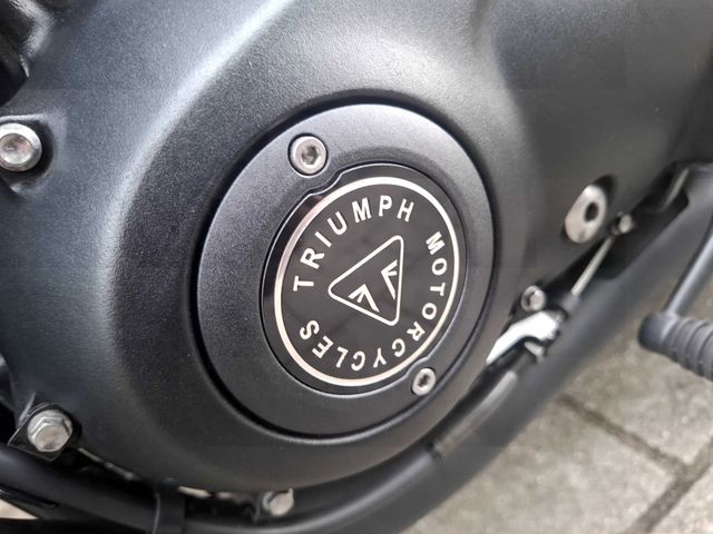 triumph - bonneville-t-120-black
