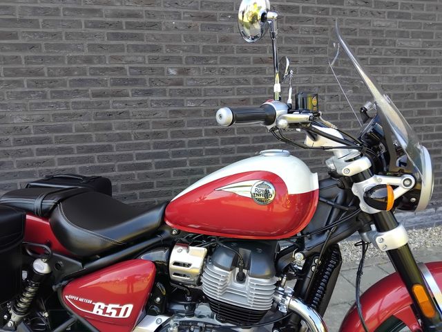 royal-enfield - super-meteor-650