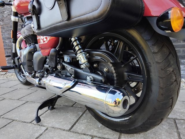 royal-enfield - super-meteor-650