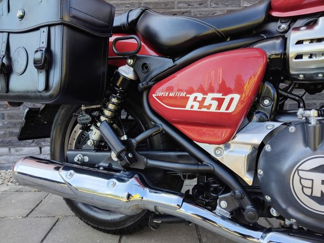 royal-enfield - super-meteor-650
