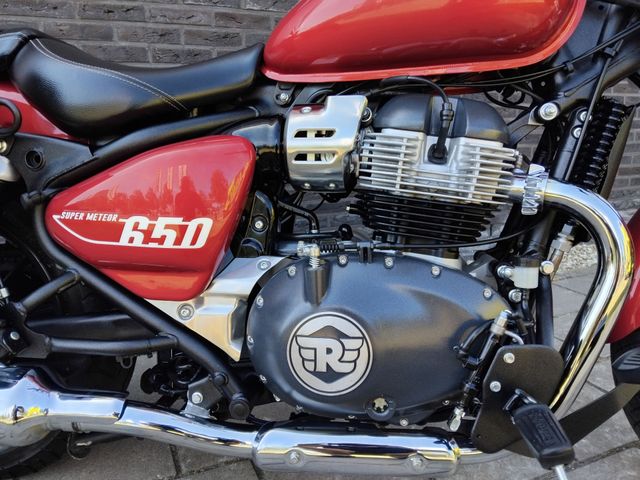 royal-enfield - super-meteor-650
