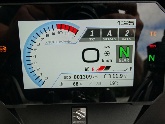 suzuki - v-strom-800