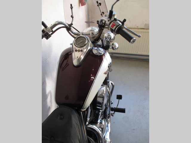 kawasaki - vn-800-classic