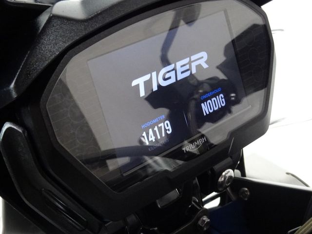triumph - tiger-800-xrt