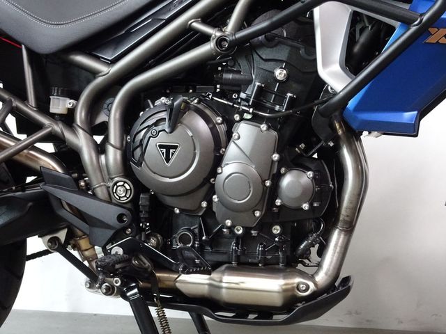 triumph - tiger-800-xrt