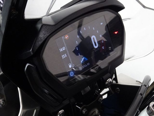 triumph - tiger-800-xrt
