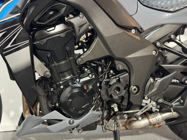 kawasaki - z1000-abs