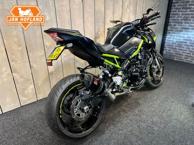 kawasaki - z900