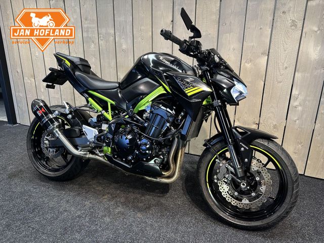 kawasaki - z900