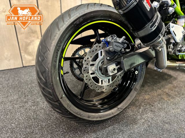 kawasaki - z900