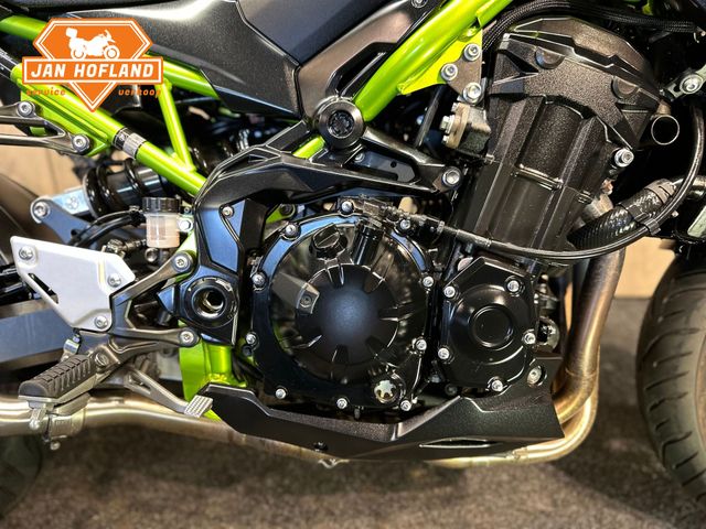 kawasaki - z900