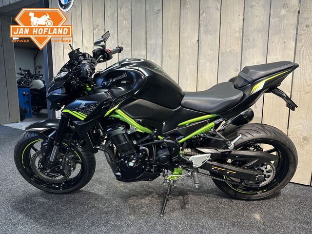 kawasaki - z900