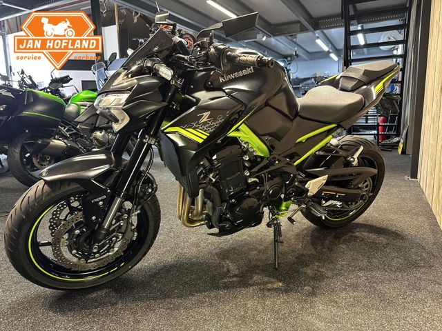 kawasaki - z900