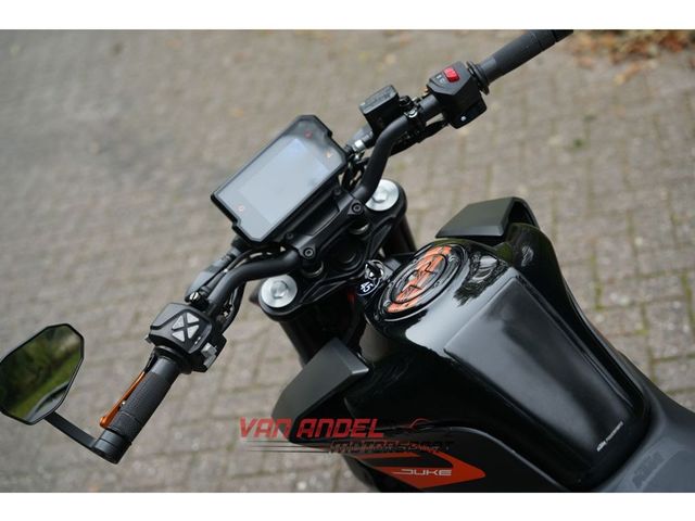 ktm - 125-duke