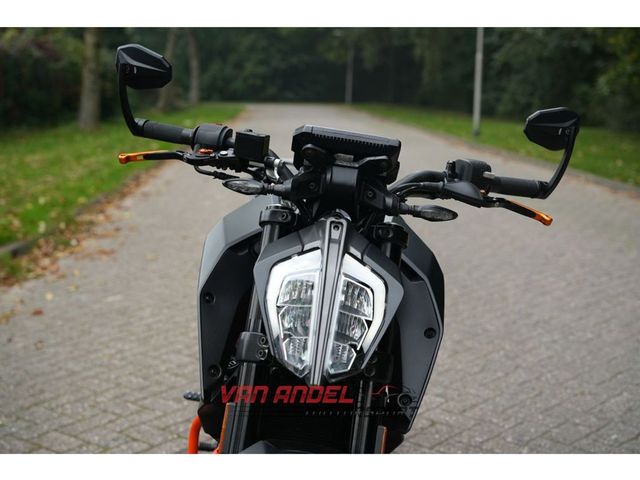 ktm - 125-duke