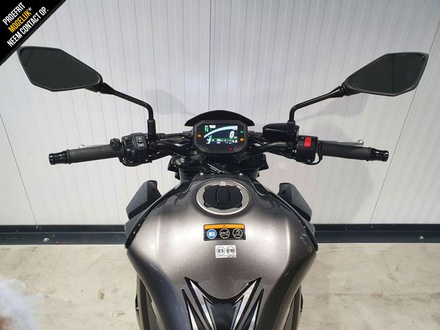 kawasaki - z900
