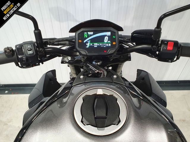 kawasaki - z900