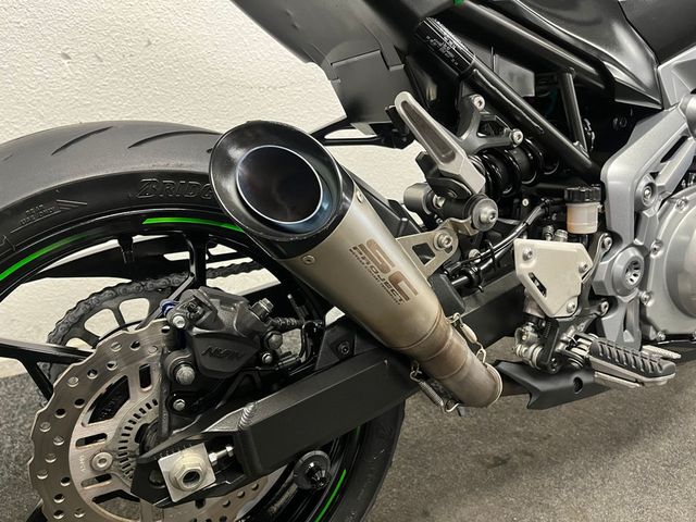 kawasaki - z900
