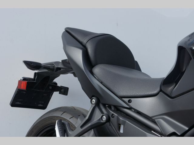 kawasaki - z650