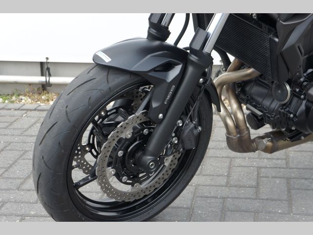 kawasaki - z650