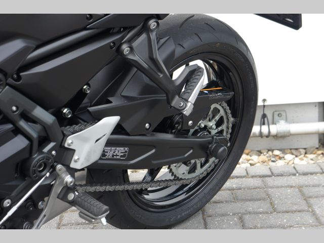 kawasaki - z650