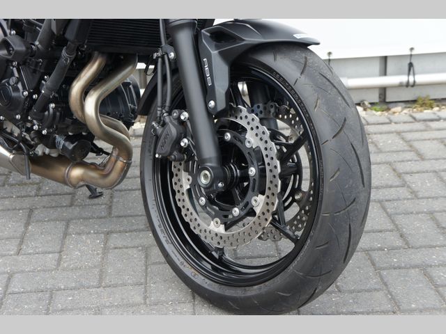 kawasaki - z650